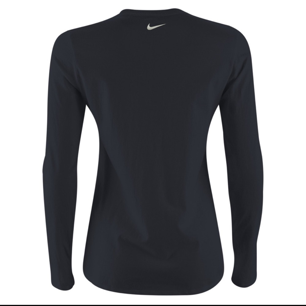 Women’s Nike Long Sleeve Tee - Picture 4 of 4